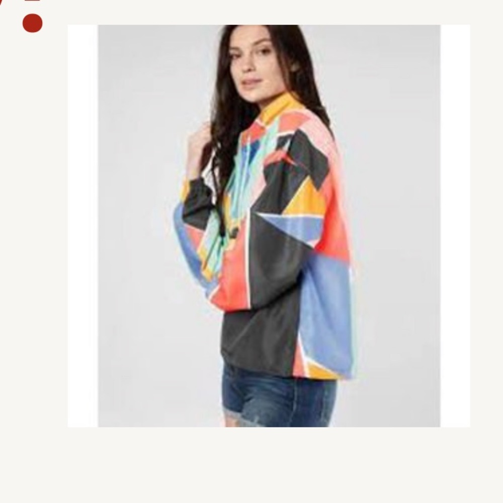BKE Geometric WindBreaker